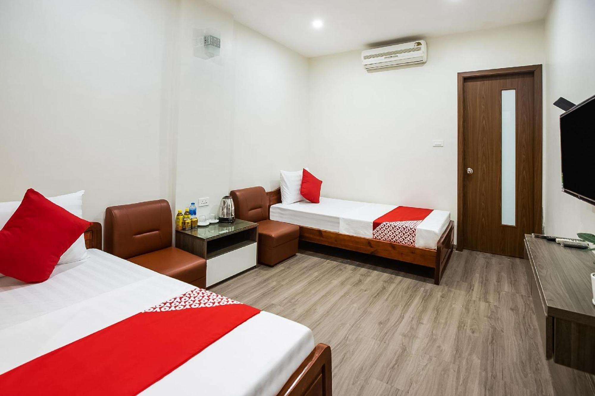 Hotel Khach San Giao Thong Hanói Exterior foto