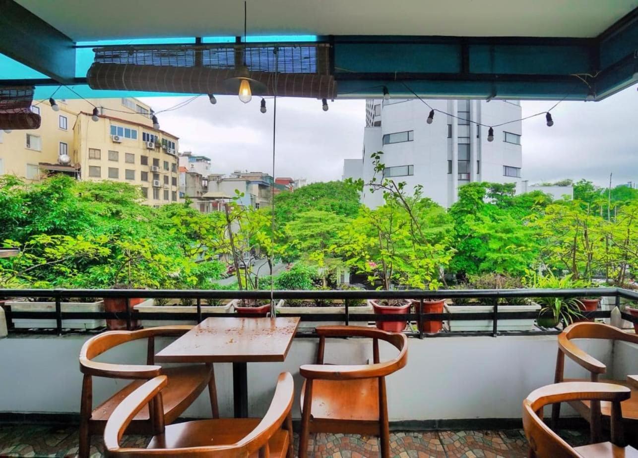 Hotel Khach San Giao Thong Hanói Exterior foto