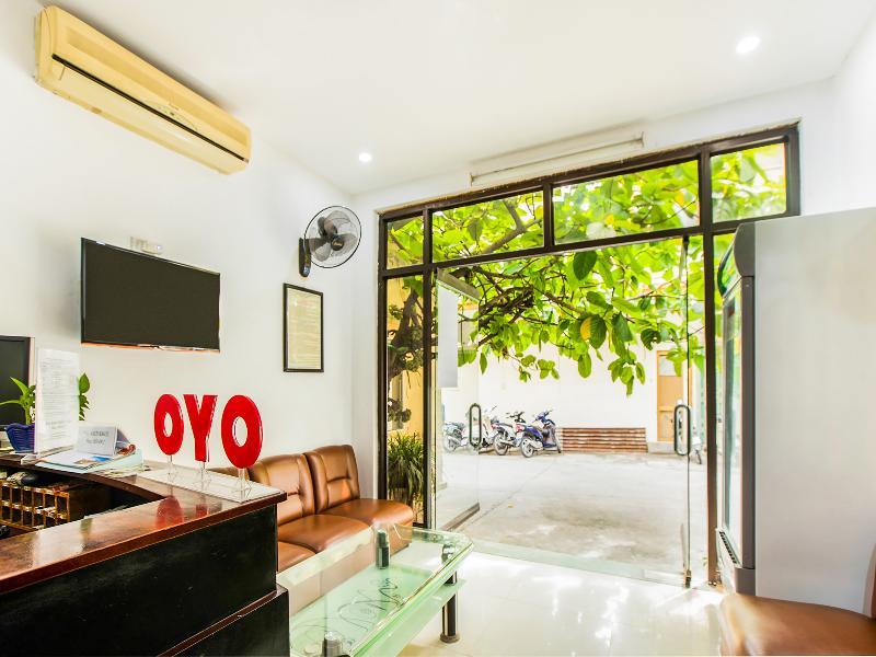 Hotel Khach San Giao Thong Hanói Exterior foto
